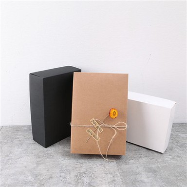 กล่องของขวัญกระดาษแข็ง