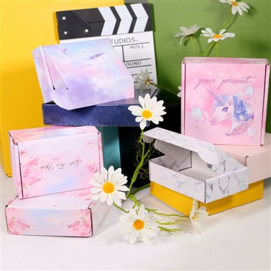 กล่องกระดาษห่อของขวัญ